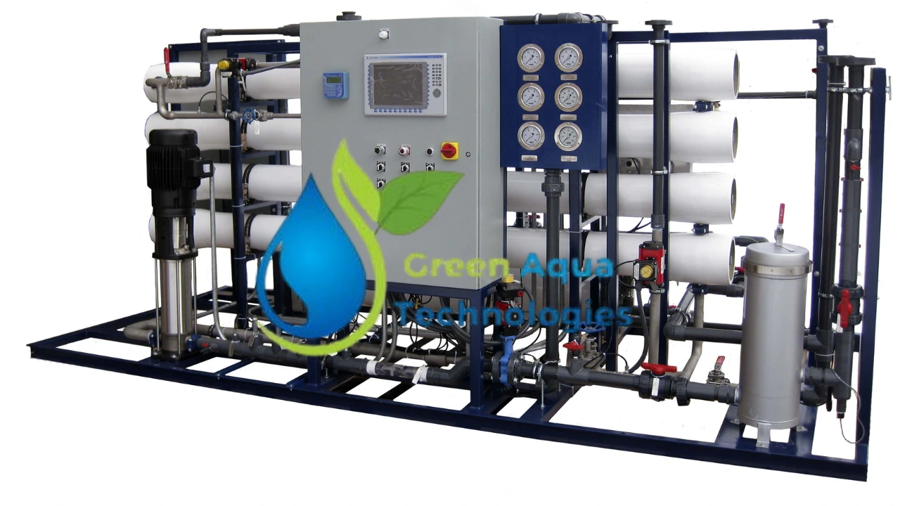 You are currently viewing What Is an Industrial RO (Reverse Osmosis) Plant, And How Does It Work?